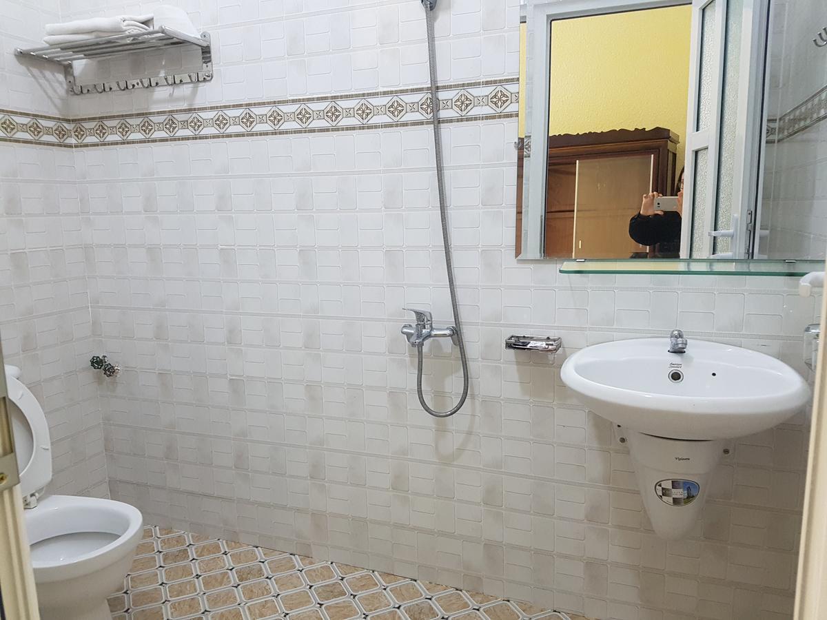 Bac Huong Hotel Tỉnh Kontum Exterior foto